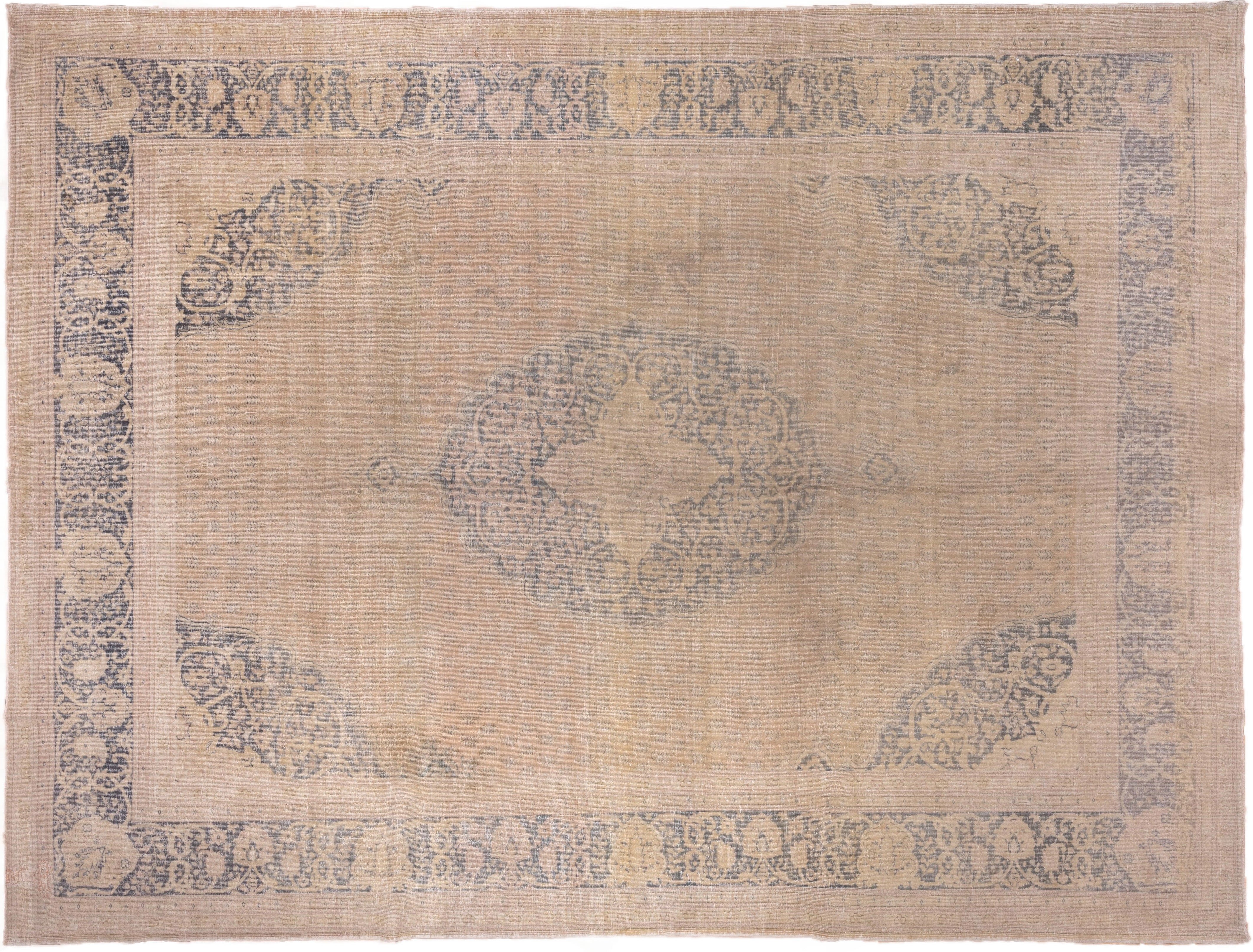 Antique vs Vintage Rugs: Understanding the Differences