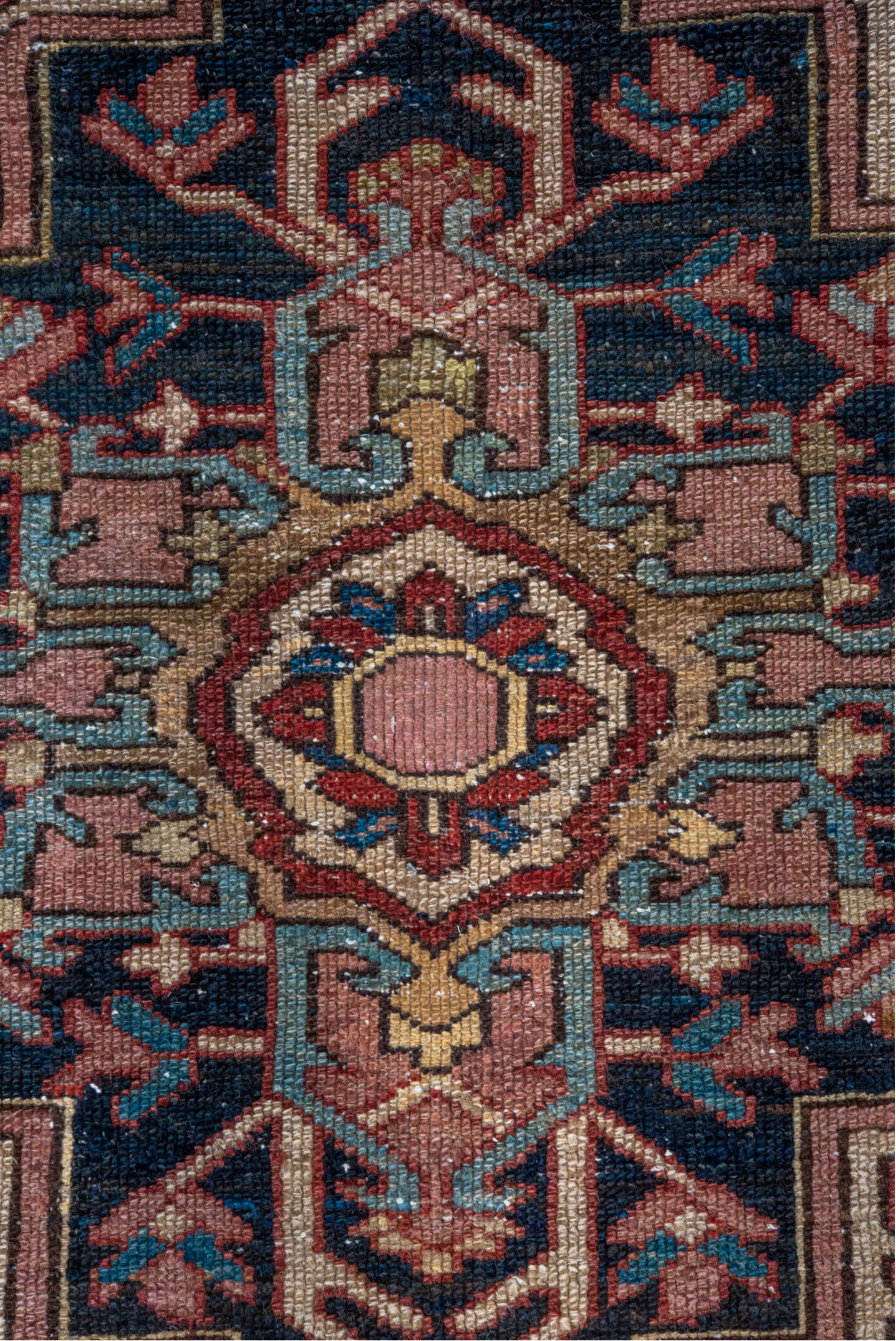 4' x 6' one-of-a-kind handmade vintage Serapi small size rug. Color palette: arapawa, blue, brown, dim gray, gray, pink, red