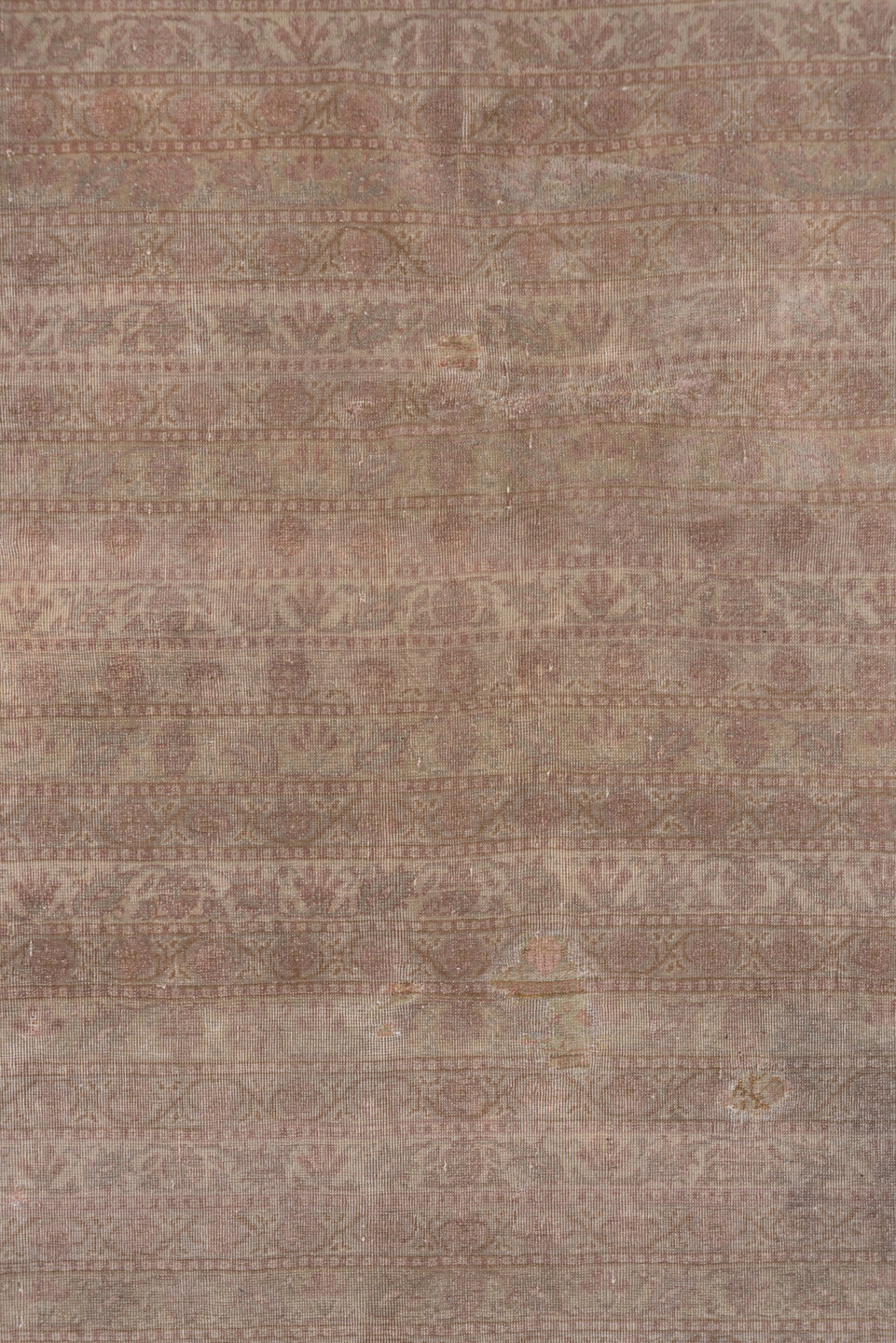 6' x 9' one-of-a-kind handmade antique Sivas medium size rug. Color palette: rose, taupe, dusty pink, beige, camel, ivory