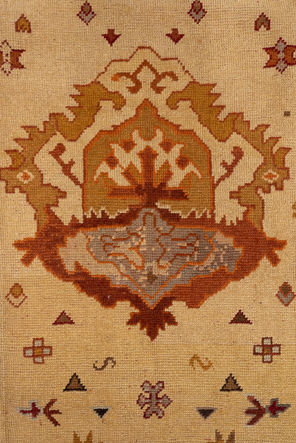 8' x 10' one-of-a-kind handmade antique Oushak large size rug. Color palette: ivory, rust, terra cotta, gold, taupe
