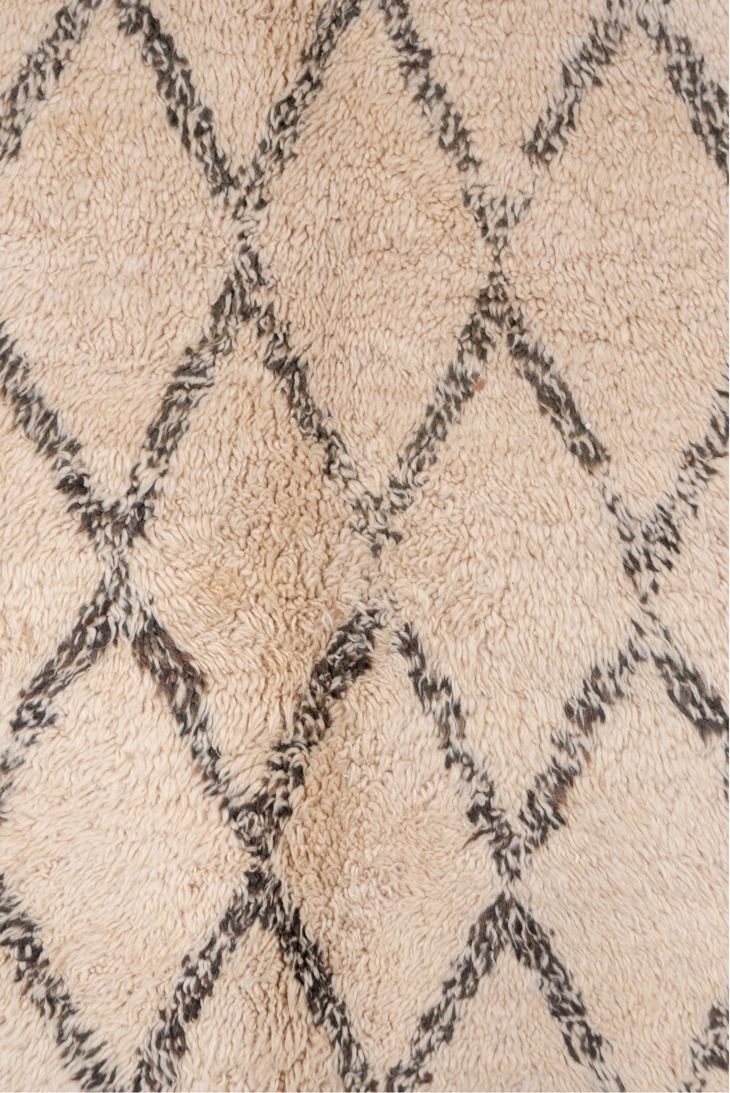 6' x 11' one-of-a-kind handmade vintage Moroccan large size rug. Color palette: antiquewhite, bisque, blanched almond, brown