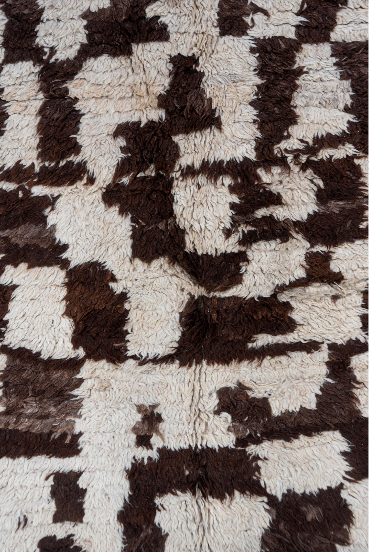 4' x 8' one-of-a-kind handmade vintage Moroccan rug. Color palette: black, brown, gainsboro, gray, light gray, off-white