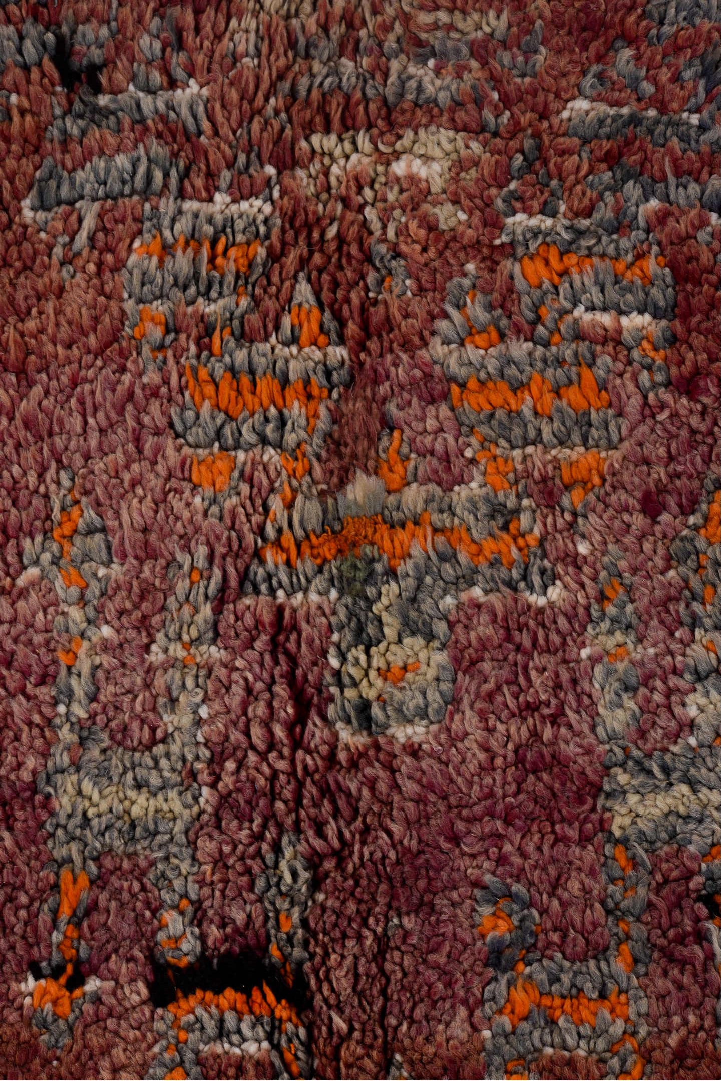 6' x 9' one-of-a-kind handmade vintage Moroccan medium size rug. Color palette: brown, gray, light gray, off-white, pink