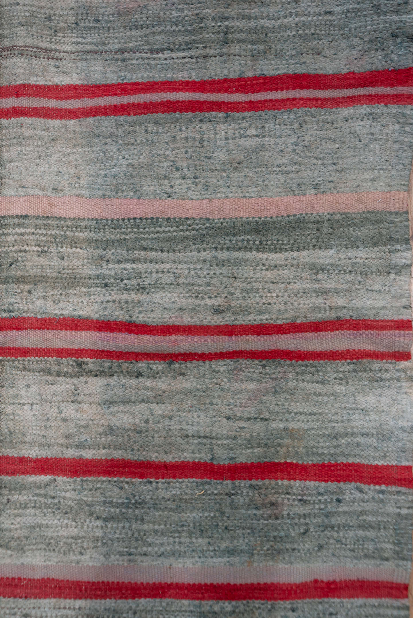 5' x 9' one-of-a-kind handmade vintage Blanket medium size rug. Color palette: gray, crimson, blush, brown, taupe, red, pink