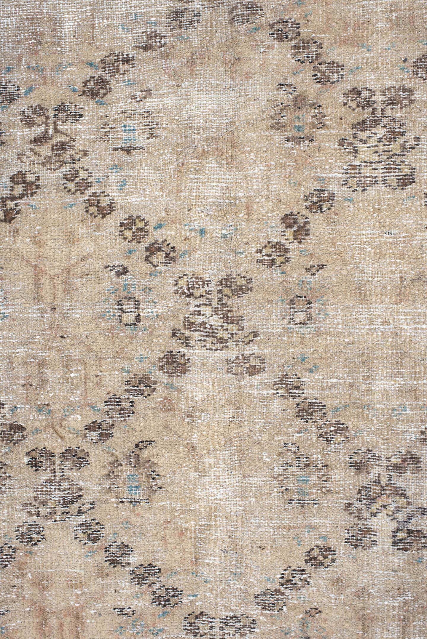 11' x 14' one-of-a-kind handmade vintage Sultanabad oversize rug. Color palette: ivory, taupe, pale blue, beige, brown, gray