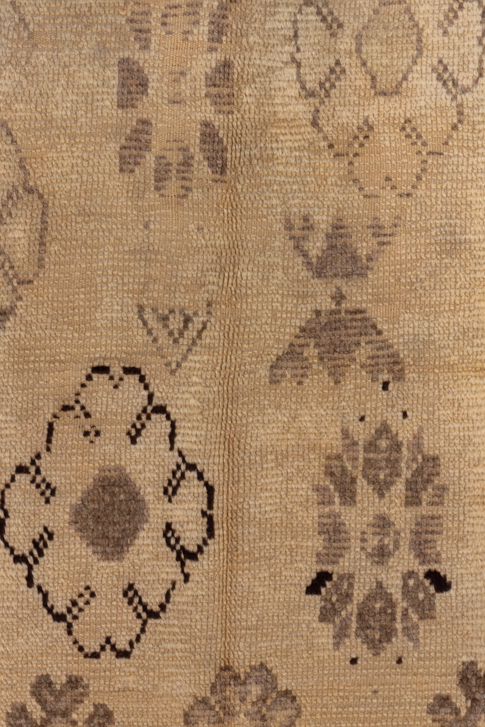 4' x 7' one-of-a-kind handmade vintage Moroccan rug. Color palette: brown, burlywood, off-white, orange, pink, snow, tan