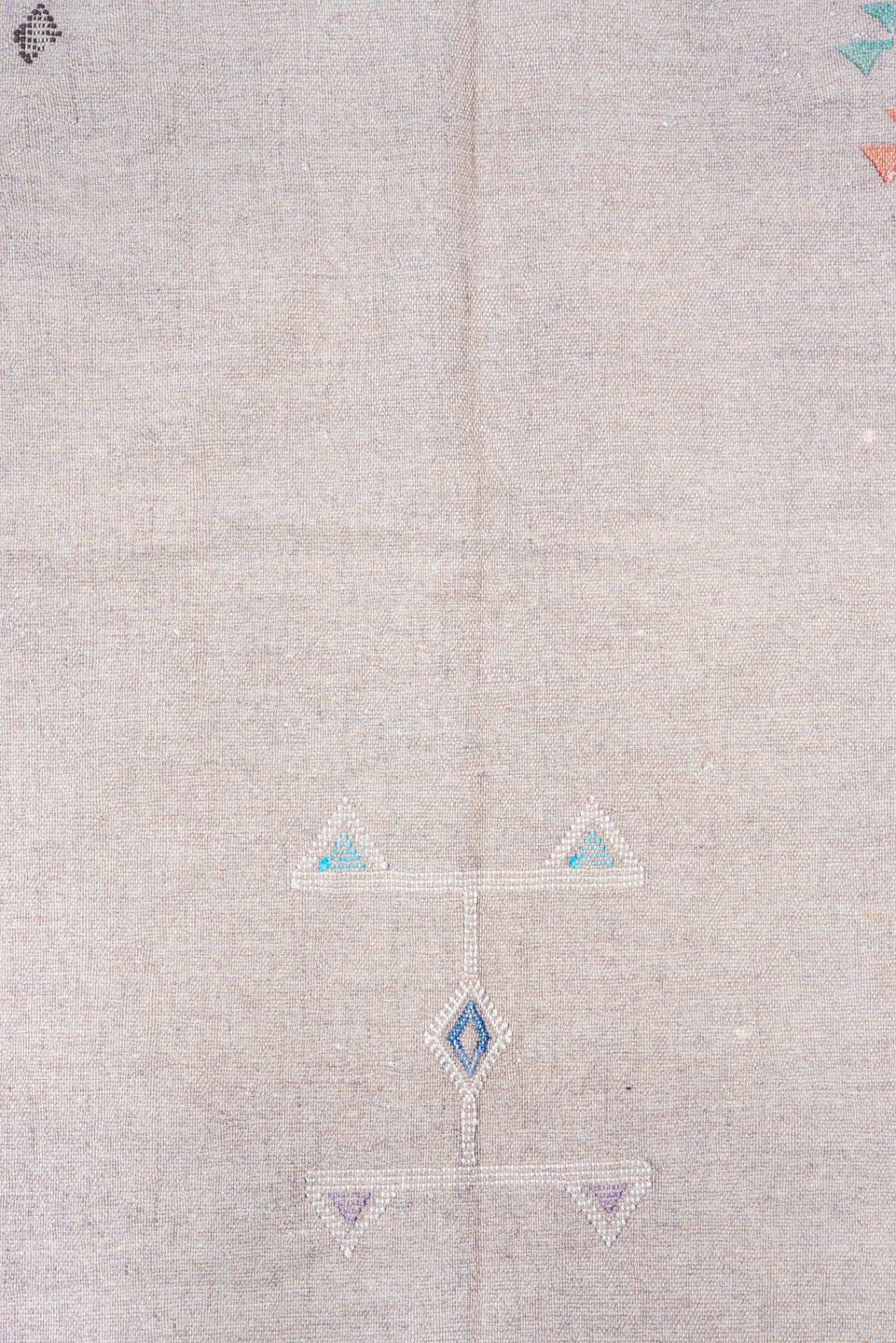 5' x 9' one-of-a-kind handmade vintage Cactus Kilim medium size rug. Color palette: blush, ivory, peach, aqua, lavender