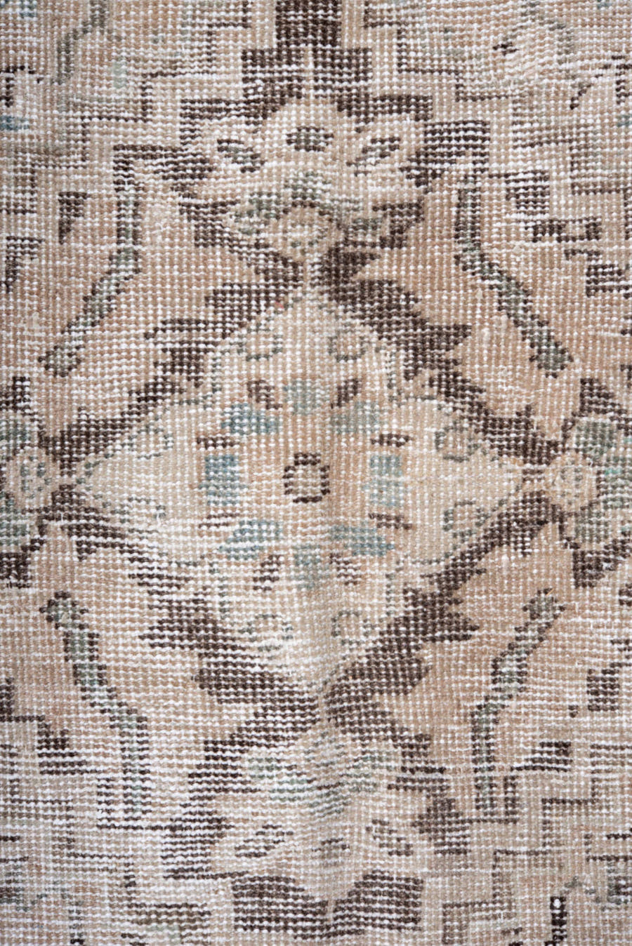 7' x 10' one-of-a-kind handmade vintage Mahal large size rug. Color palette: ivory, taupe, beige, pale blue, gray, charcoal
