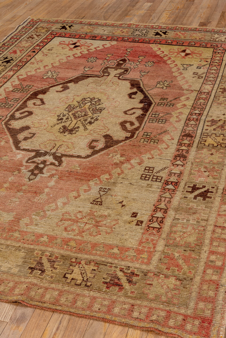 5' x 8' one-of-a-kind handmade antique Oushak medium size rug. Color palette: ivory, rose, taupe, brown, rust, camel