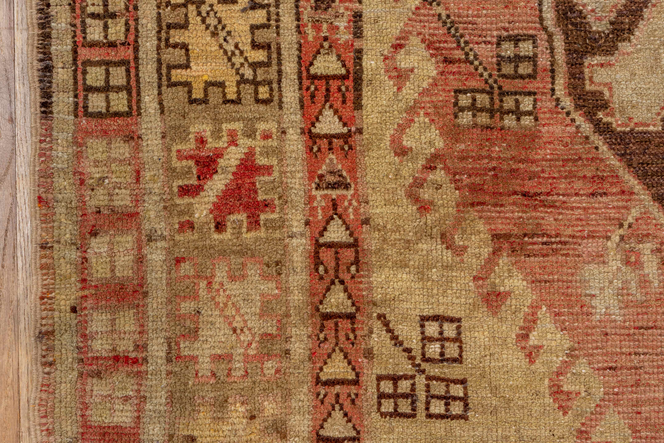 5' x 8' one-of-a-kind handmade vintage Oushak medium size rug. Color palette: brown, burlywood, off-white, orange, pink, tan