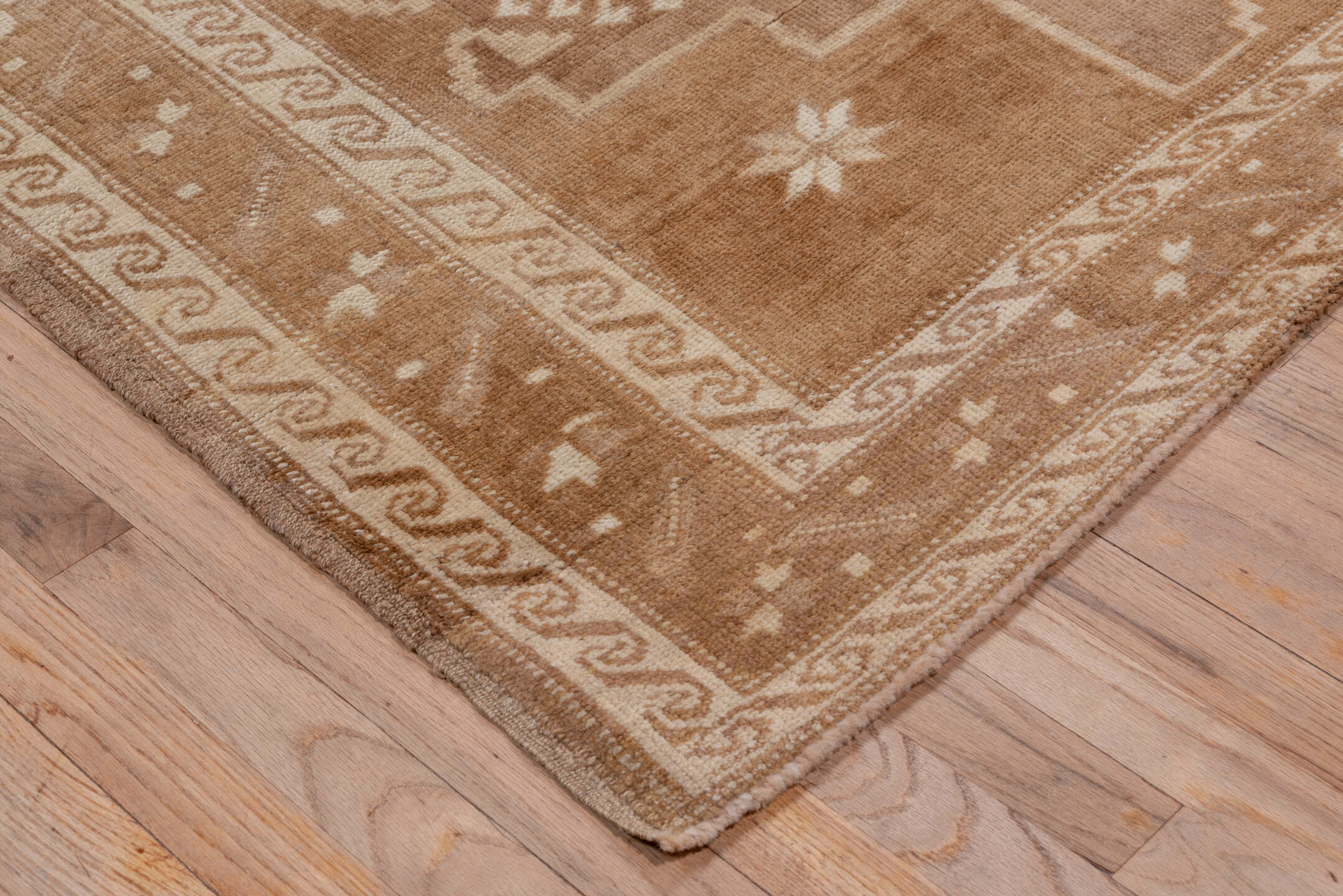 5' x 9' one-of-a-kind handmade vintage Oushak medium size rug. Color palette: camel, taupe, ivory, tan, brown, beige, gray