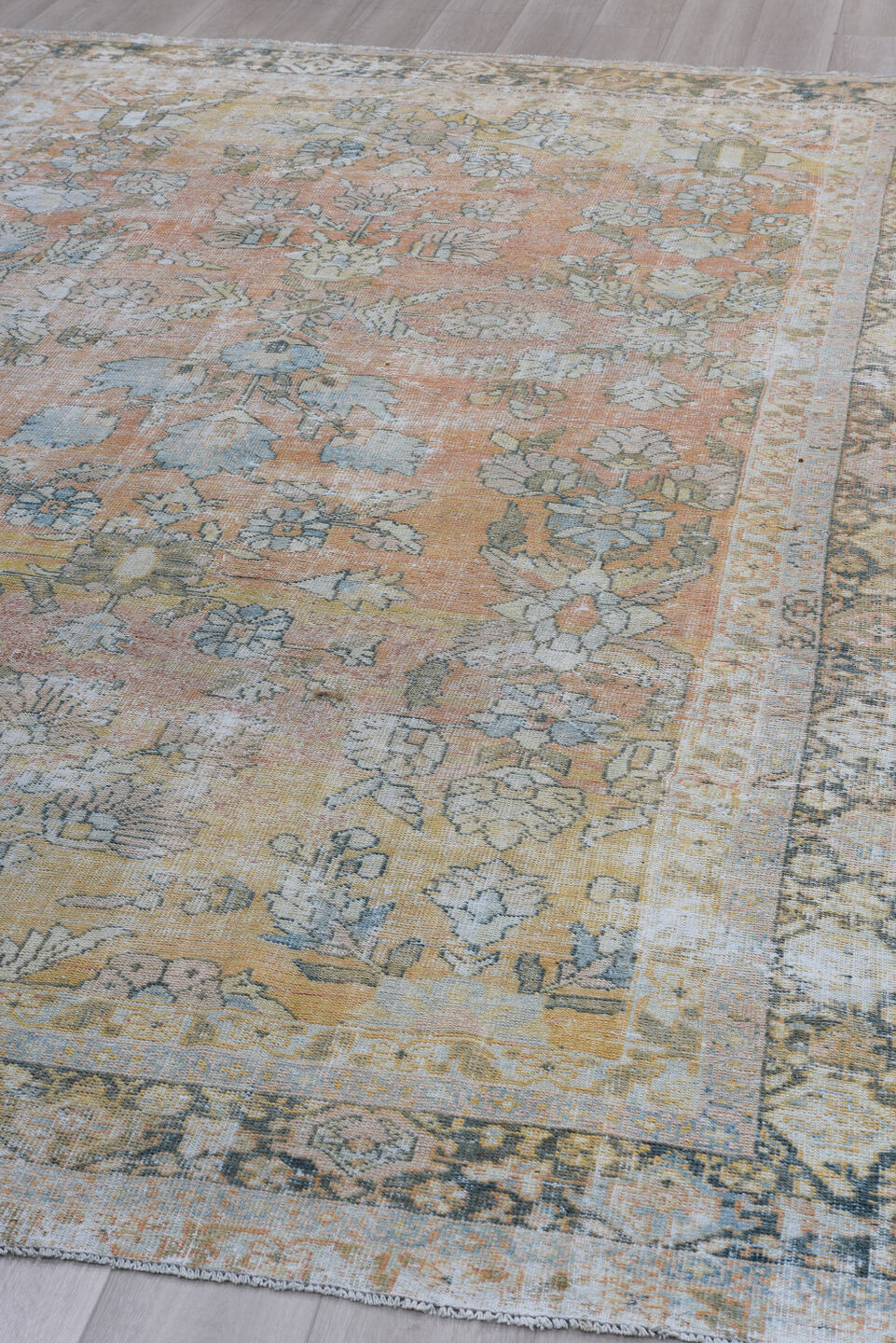 8' x 11' one-of-a-kind handmade vintage Mahal large size rug. Color palette: black, blue, brown, charcoal, dark gray