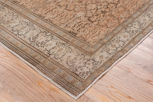 Vintage Kaisary Area Rug (6' x 9')