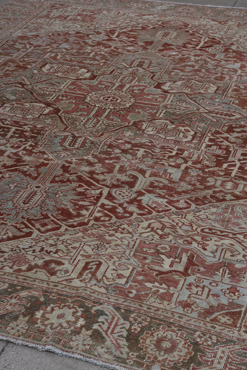 8' x 10' one-of-a-kind handmade vintage Heriz large size rug. Color palette: brown, dark gray, gray, light gray, off-white