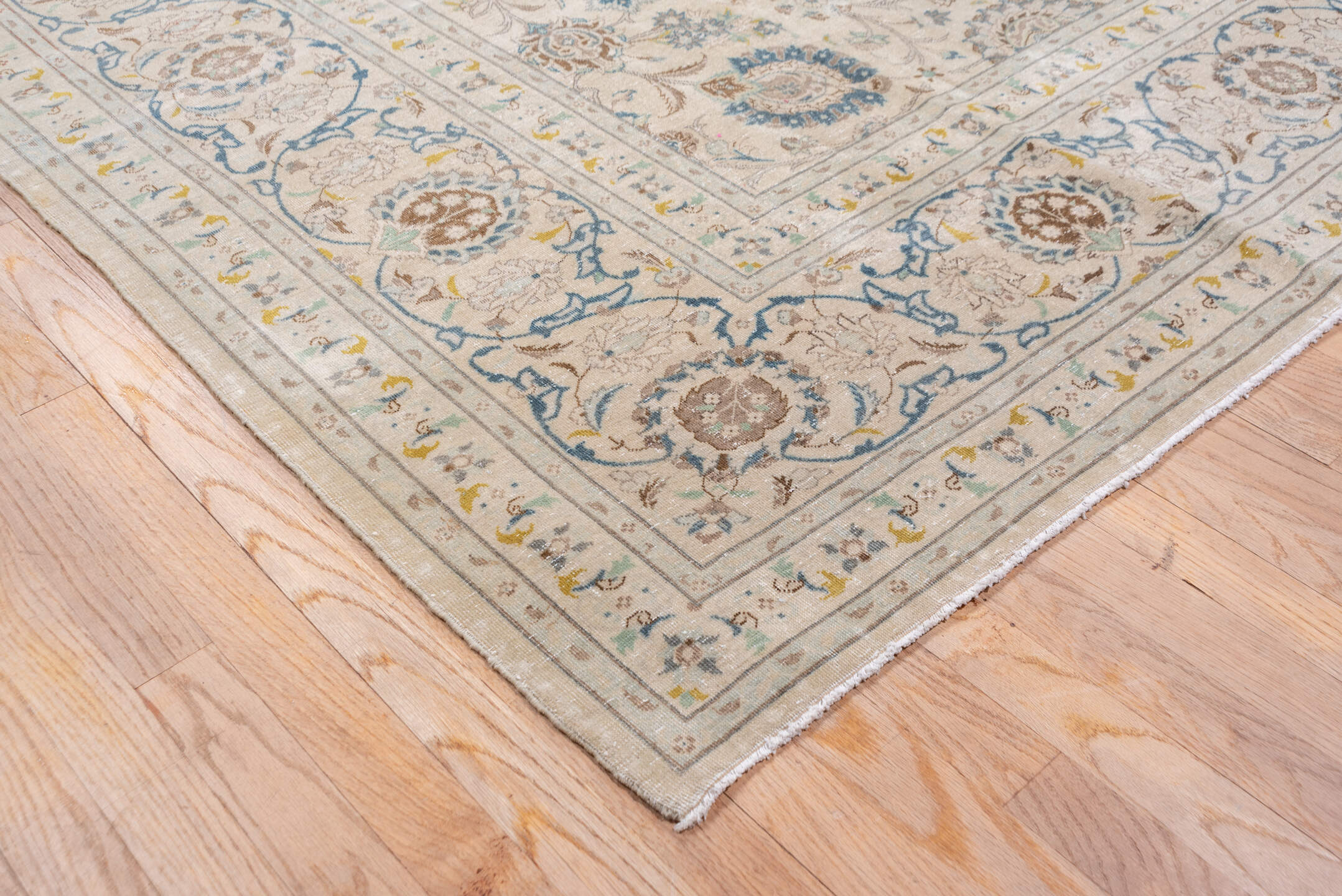 9' x 13' one-of-a-kind handmade vintage Kashan large size rug. Color palette: ivory, taupe, sky_blue, brown, beige, slate