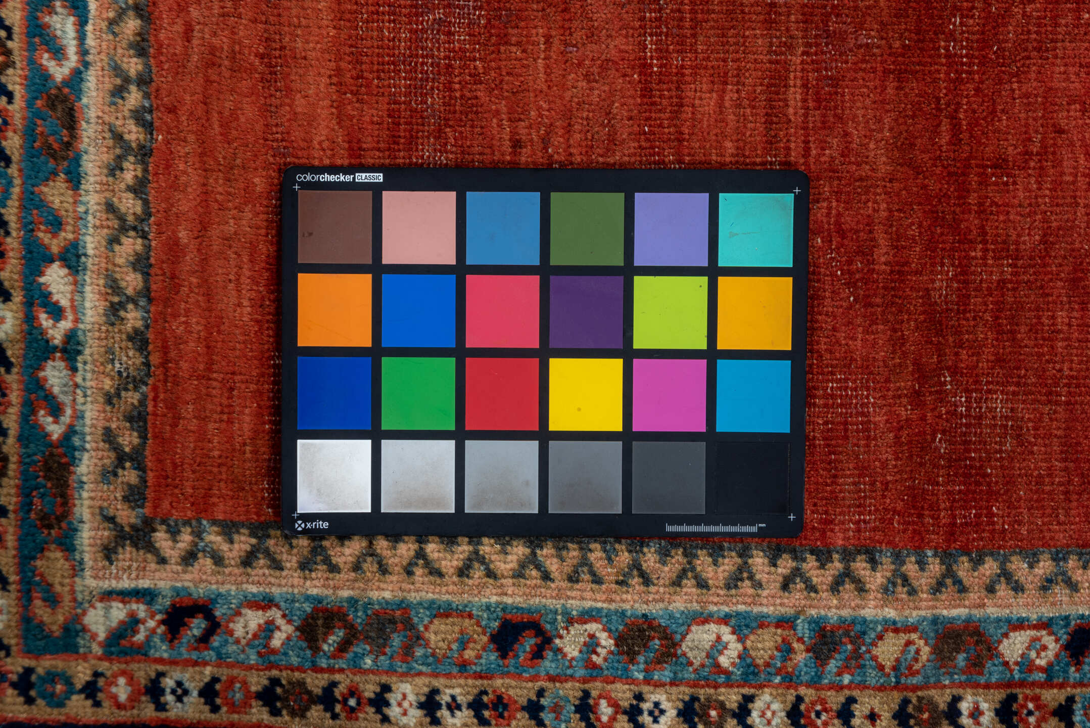 8' x 11' one-of-a-kind handmade vintage Mahal large size rug. Color palette: black, brown, gray, light gray, pink, red