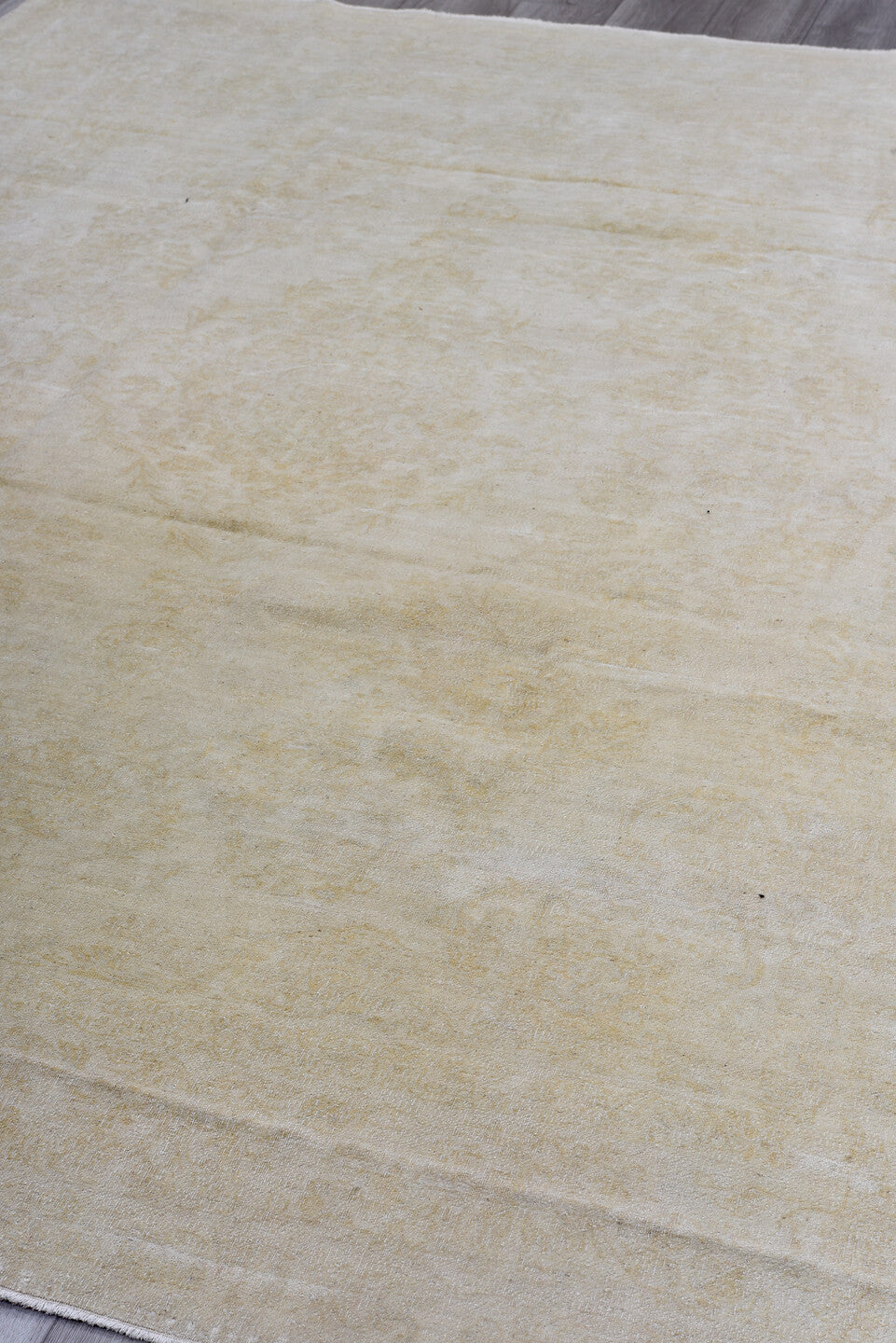 7' x 9' one-of-a-kind handmade antique Kashan rug. Color palette: ivory, cream, sand, beige, taupe, gray