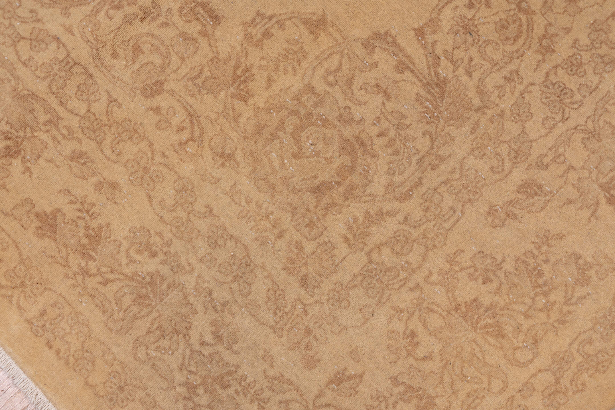 7' x 9' one-of-a-kind handmade vintage Kashan rug. Color palette: brown, gainsboro, gray, light gray, off-white, silver