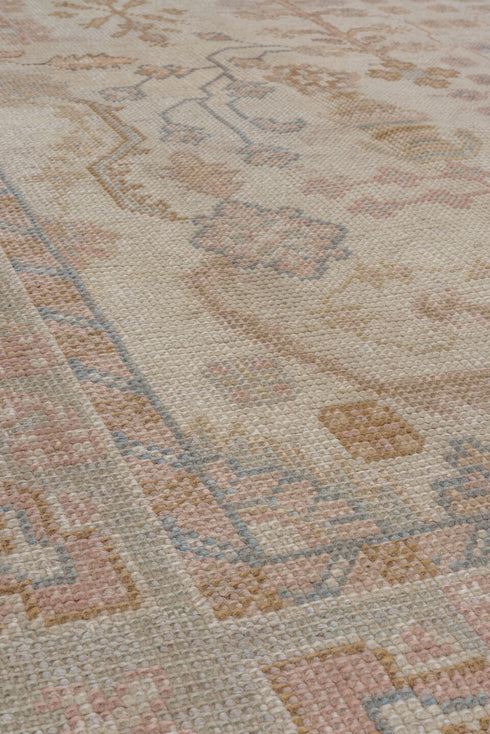 Antique Oushak Area Rug (6' x 9')