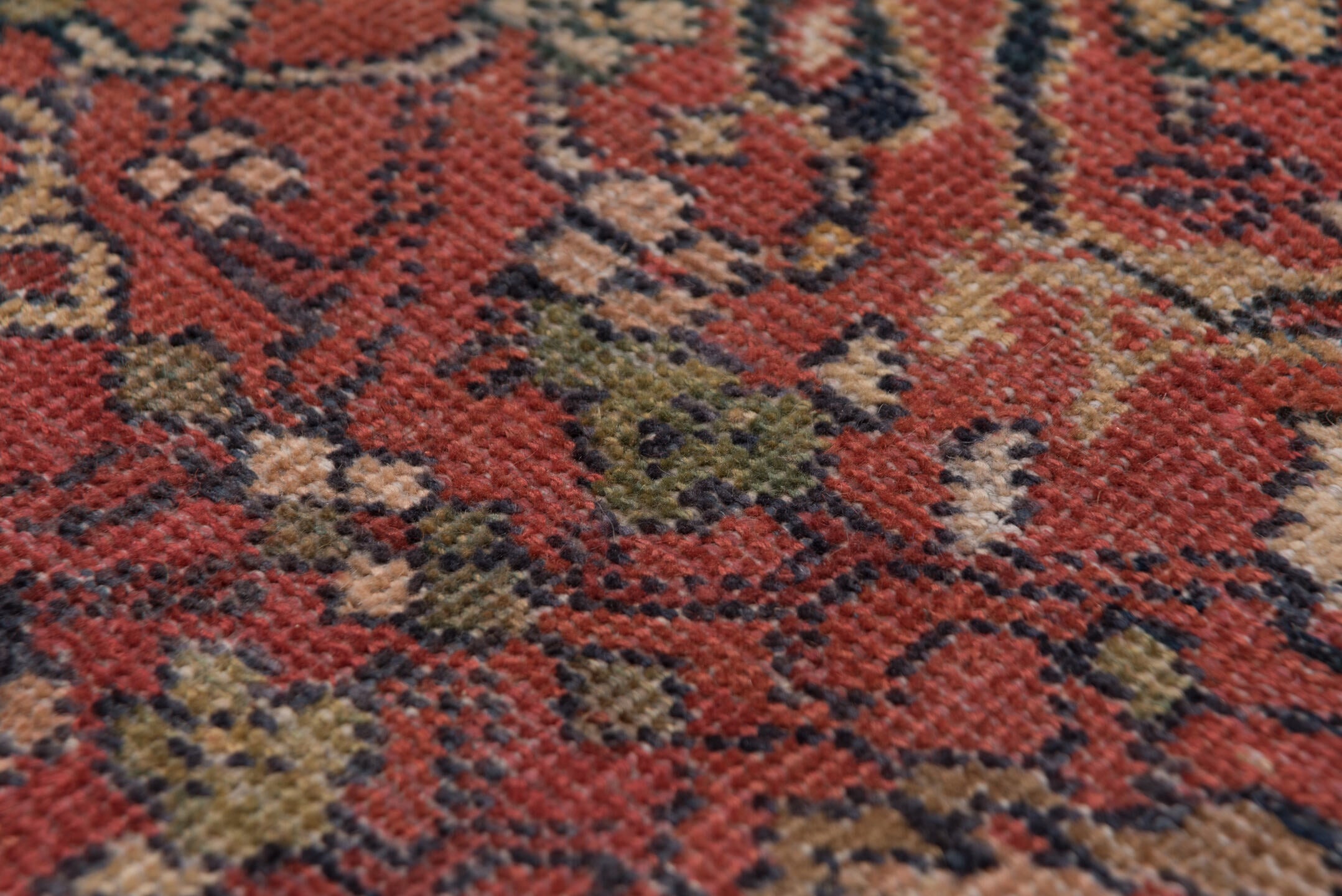 13' x 20' one-of-a-kind handmade vintage Sultanabad oversize rug. Color palette: rust, brick, burgundy, taupe, ivory