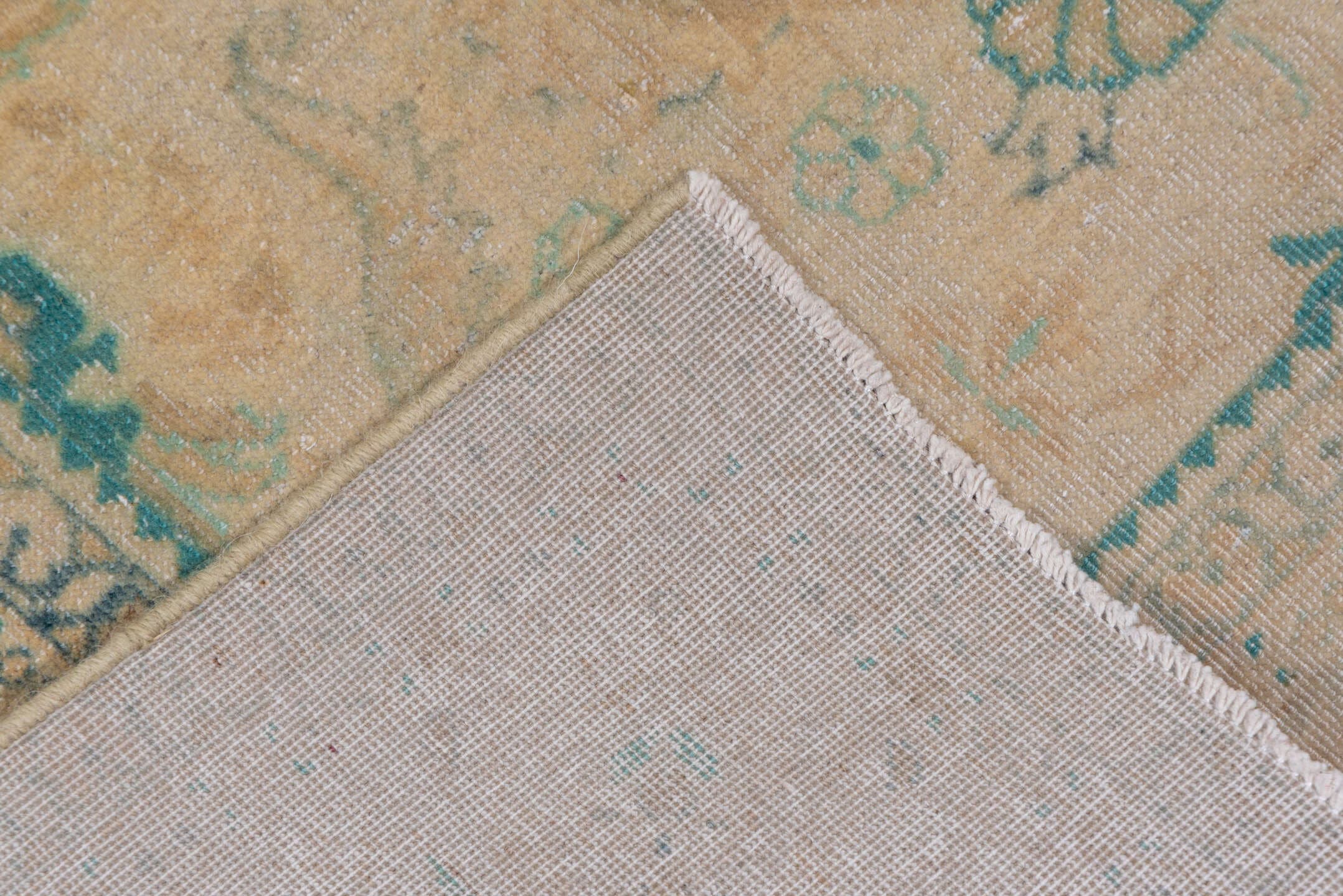 5' x 8' one-of-a-kind handmade antique Sivas medium size rug. Color palette: ivory, beige, aqua, taupe, sand, sage, teal