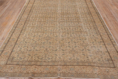Vintage Kaisary Area Rug (6' x 9')