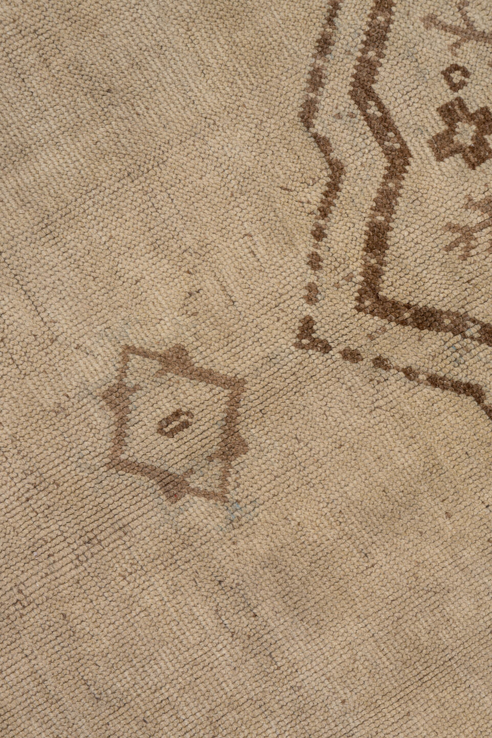 6' x 9' one-of-a-kind handmade vintage Oushak medium size rug. Color palette: brown, gray, light gray, off-white, pink, snow