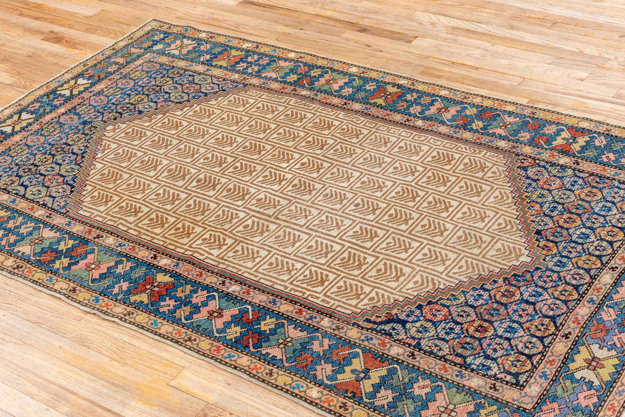 4' x 6' one-of-a-kind handmade vintage Cam Hamadan small size rug. Color palette: black, blue, brown, gray, off-white
