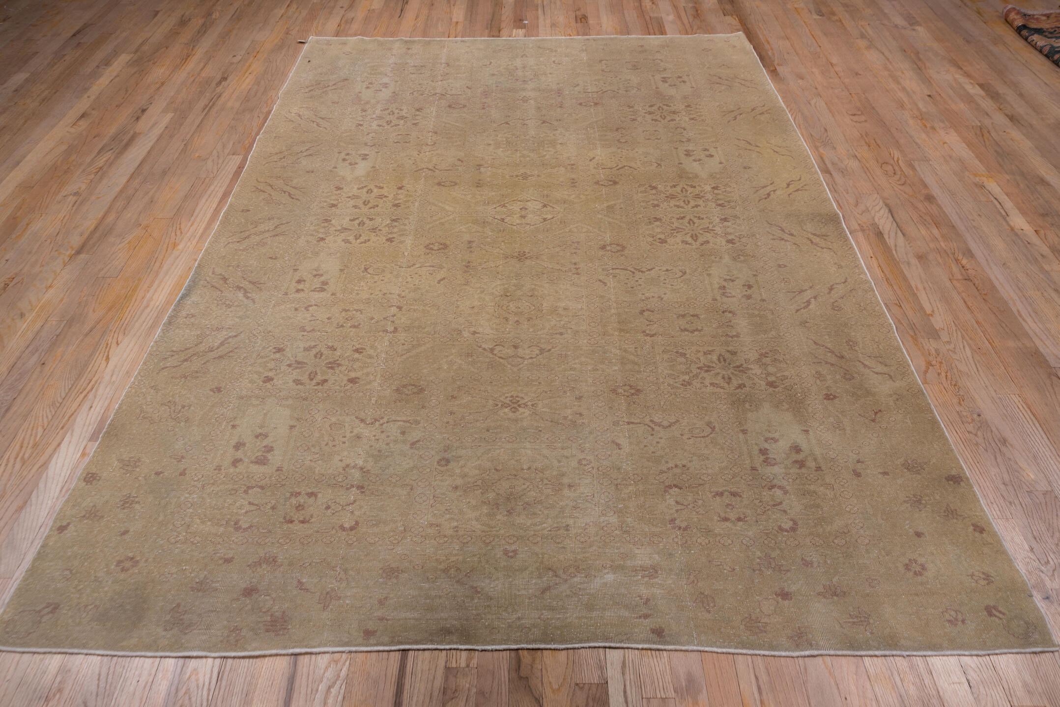 6' x 9' one-of-a-kind handmade vintage Sivas medium size rug. Color palette: beige, taupe, rose, ivory, camel, gray, pink
