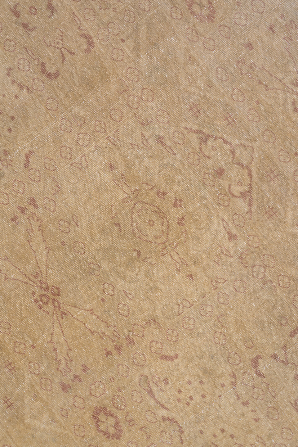 6' x 9' one-of-a-kind handmade vintage Sivas medium size rug. Color palette: beige, taupe, rose, ivory, camel, gray, pink