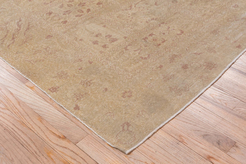 Vintage Sivas Area Rug (6' x 9')