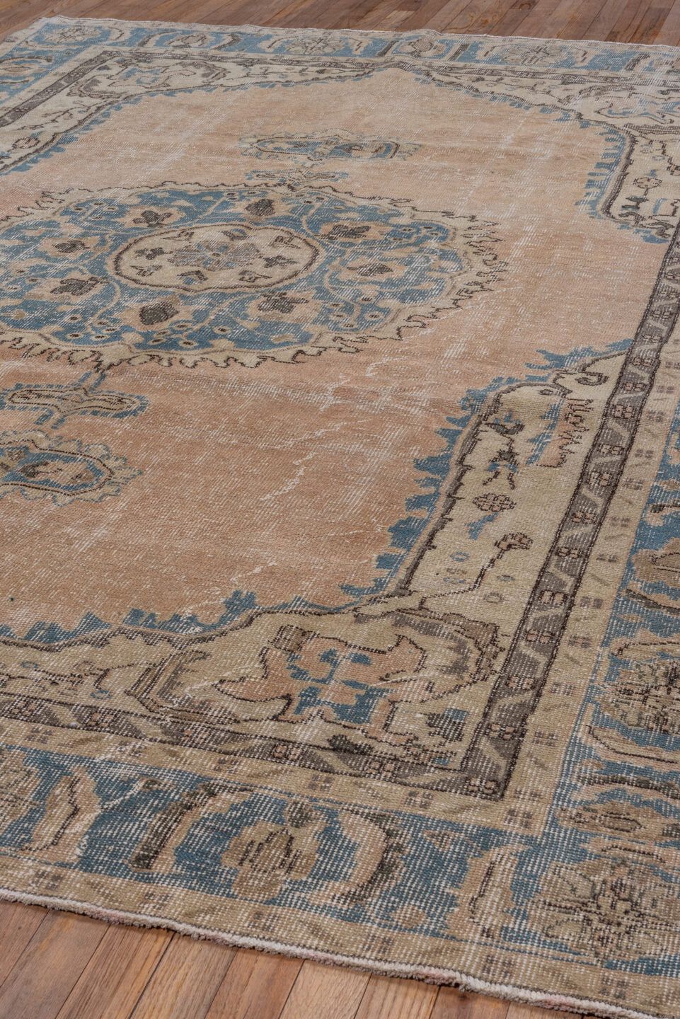 6' x 10' one-of-a-kind handmade vintage Oushak large size rug. Color palette: blue, brown, dim gray, gray, light gray, pink