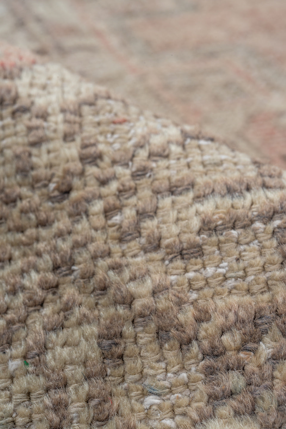 3' x 6' one-of-a-kind handmade vintage Oushak small size rug. Color palette: blush, taupe, ivory, warm gray, dusty rose