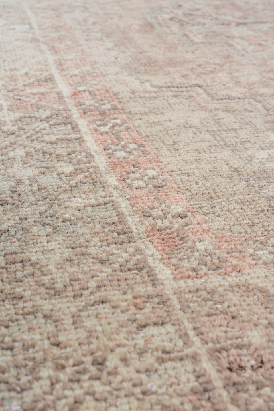 3' x 6' one-of-a-kind handmade vintage Oushak small size rug. Color palette: blush, taupe, ivory, warm gray, dusty rose