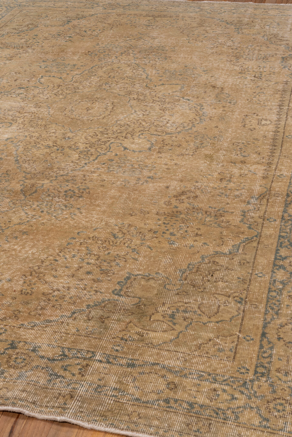 7' x 10' one-of-a-kind handmade vintage Oushak large size rug. Color palette: beige, ivory, faded blue, taupe, sand, blue