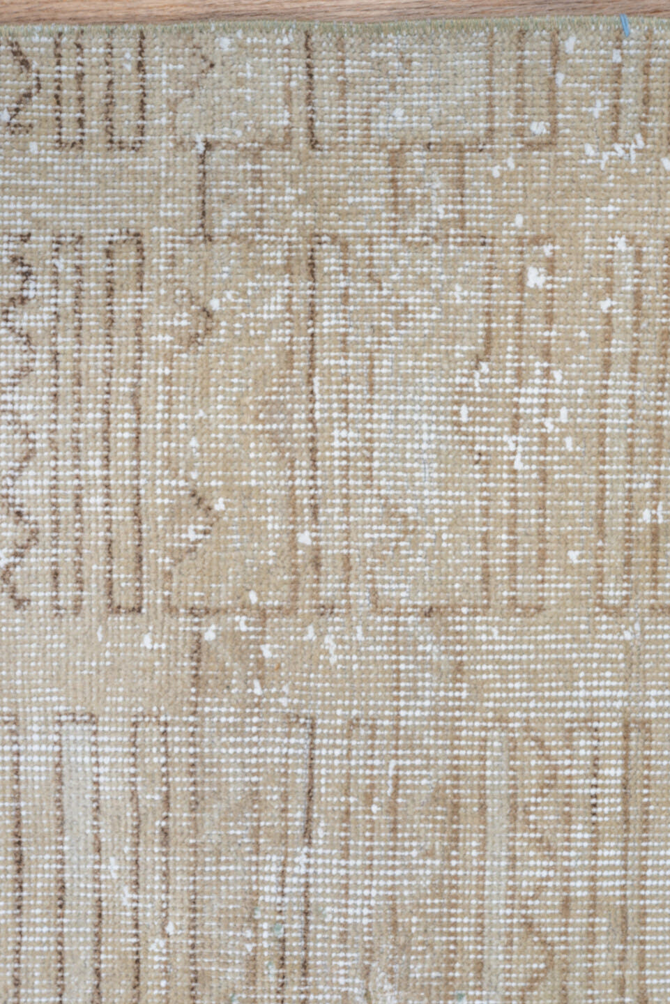 3' x 6' one-of-a-kind handmade vintage Oushak small size rug. Color palette: ivory, beige, taupe, sand, camel, gray