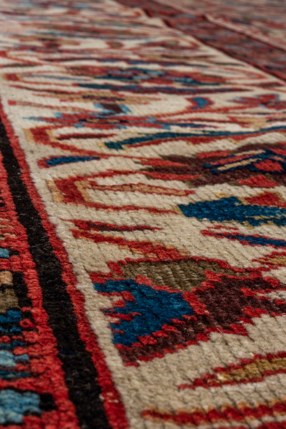 12' x 15' one-of-a-kind handmade antique Sultanabad oversize rug. Color palette: ivory, rust, brick, indigo, sky_blue, camel