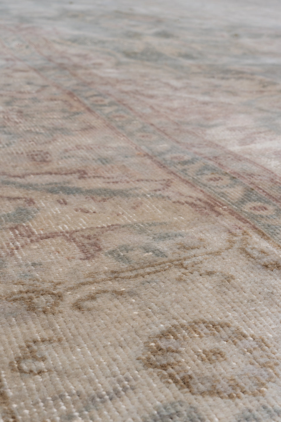 8' x 11' one-of-a-kind handmade vintage Oushak large size rug. Color palette: ivory, blue, taupe, rose, sage, beige, gray
