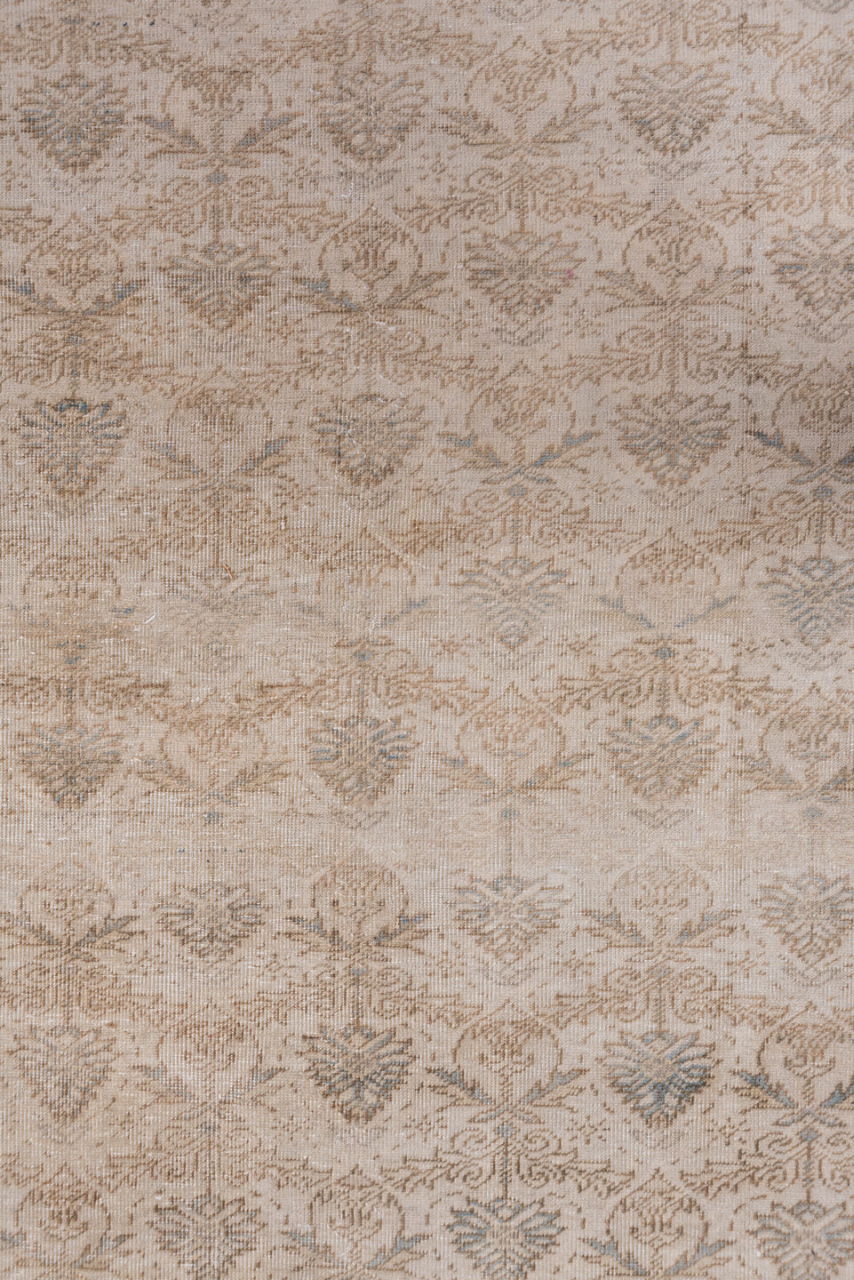 7' x 10' one-of-a-kind handmade vintage Kaisary large size rug. Color palette: beige, ivory, taupe, camel, sand, light brown