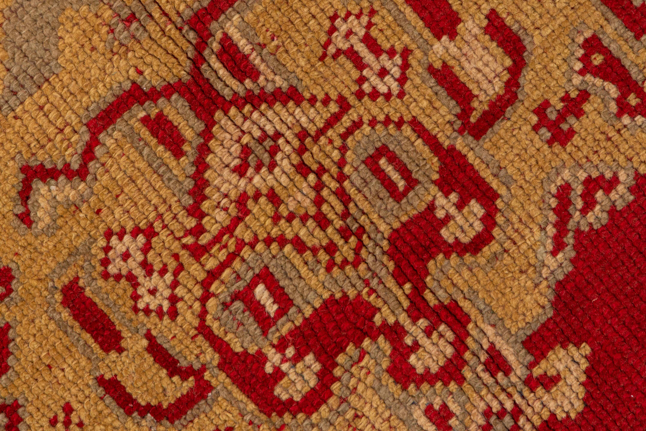 5' x 9' one-of-a-kind handmade antique Oushak medium size rug. Color palette: red, ivory, camel, rust, beige, terracotta
