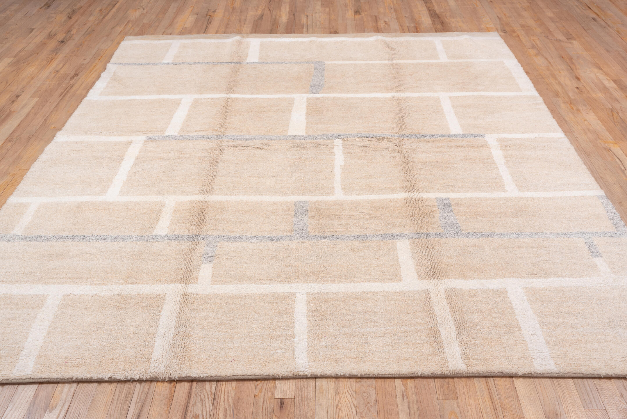8' x 9' one-of-a-kind handmade vintage Contemporary rug. Color palette: brown, gray, light gray, off-white, orange, pink