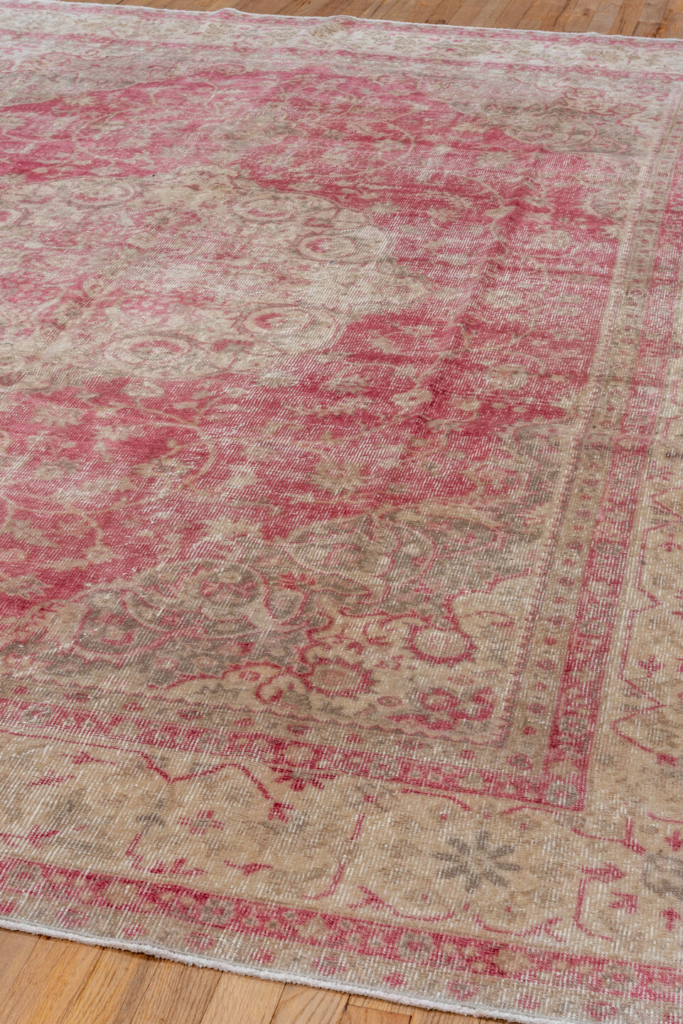 8' x 10' one-of-a-kind handmade vintage Oushak large size rug. Color palette: brown, gray, light gray, off-white, pink, red