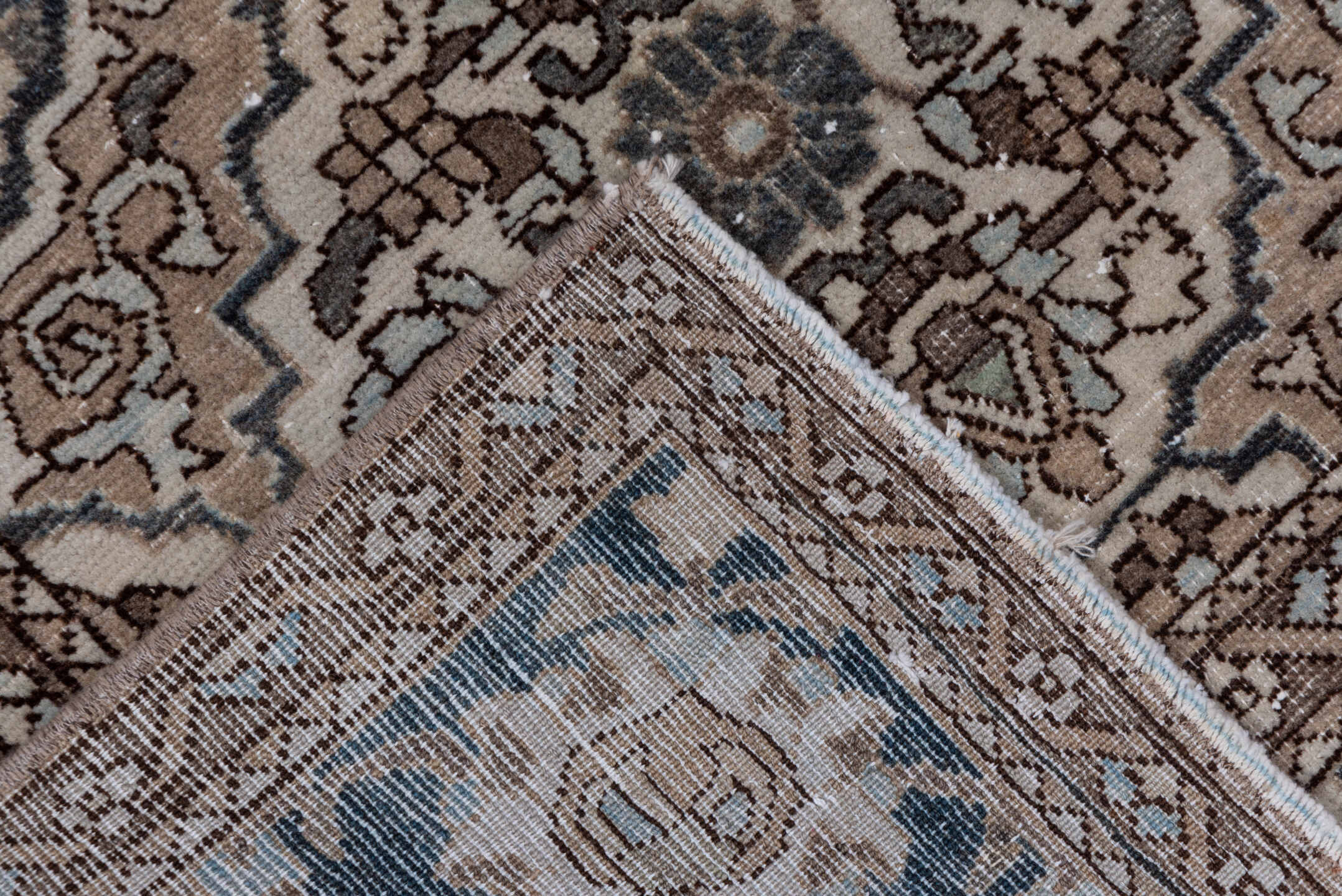 4' x 6' one-of-a-kind handmade vintage Malayer small size rug. Color palette: brown, dark gray, dim gray, gray, light gray