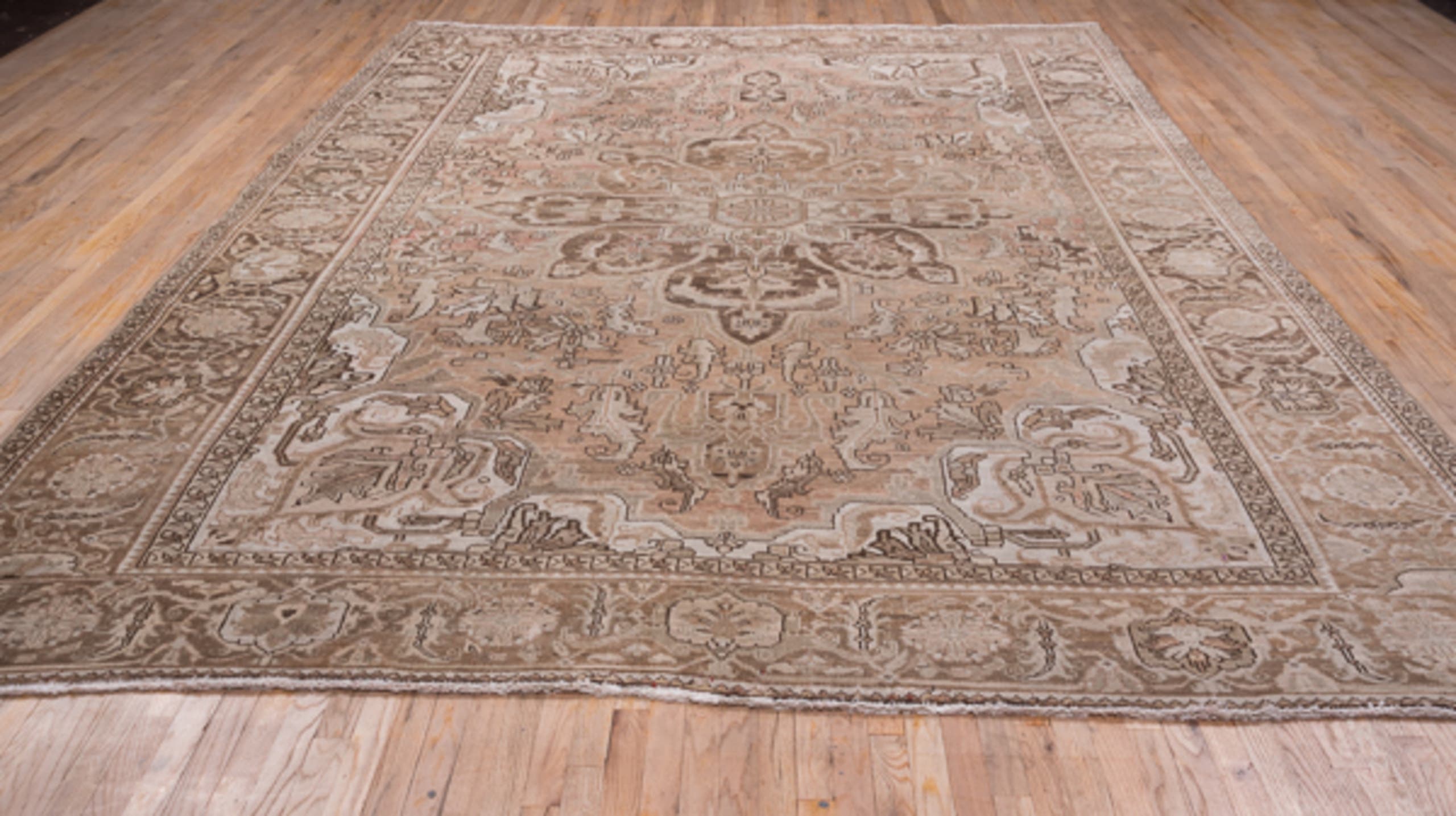 9' x 12' one-of-a-kind handmade vintage Heriz large size rug. Color palette: taupe, blush, brown, ivory, beige, gray, pink