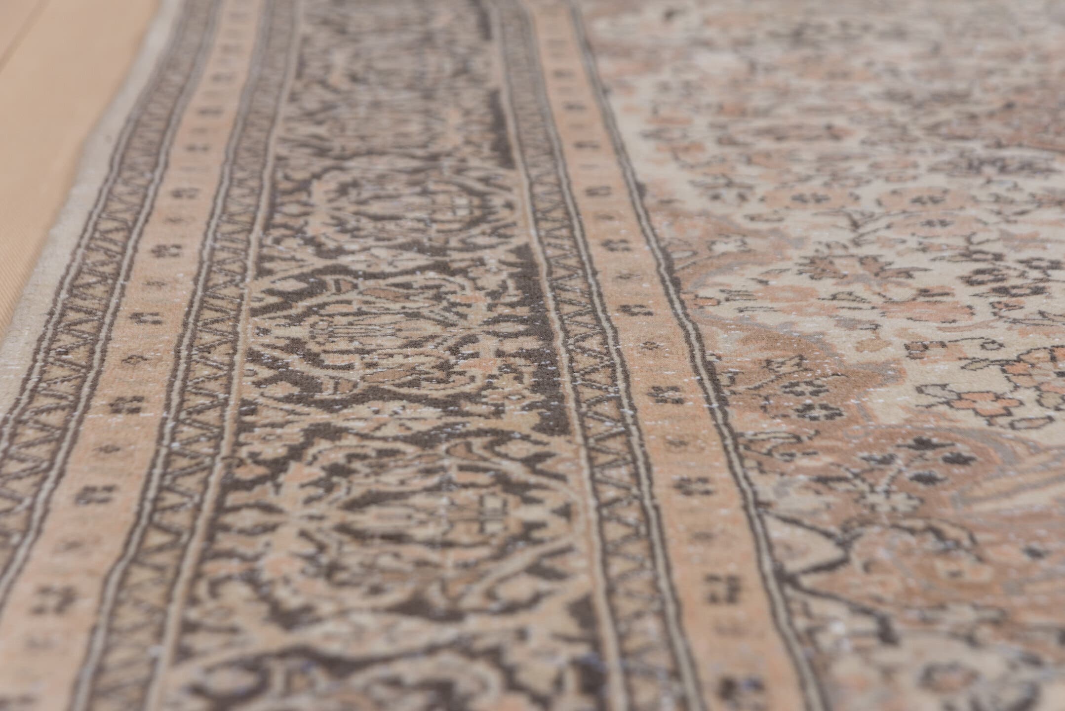 4' x 6' one-of-a-kind handmade vintage Sivas small size rug. Color palette: ivory, camel, taupe, charcoal, terra cotta