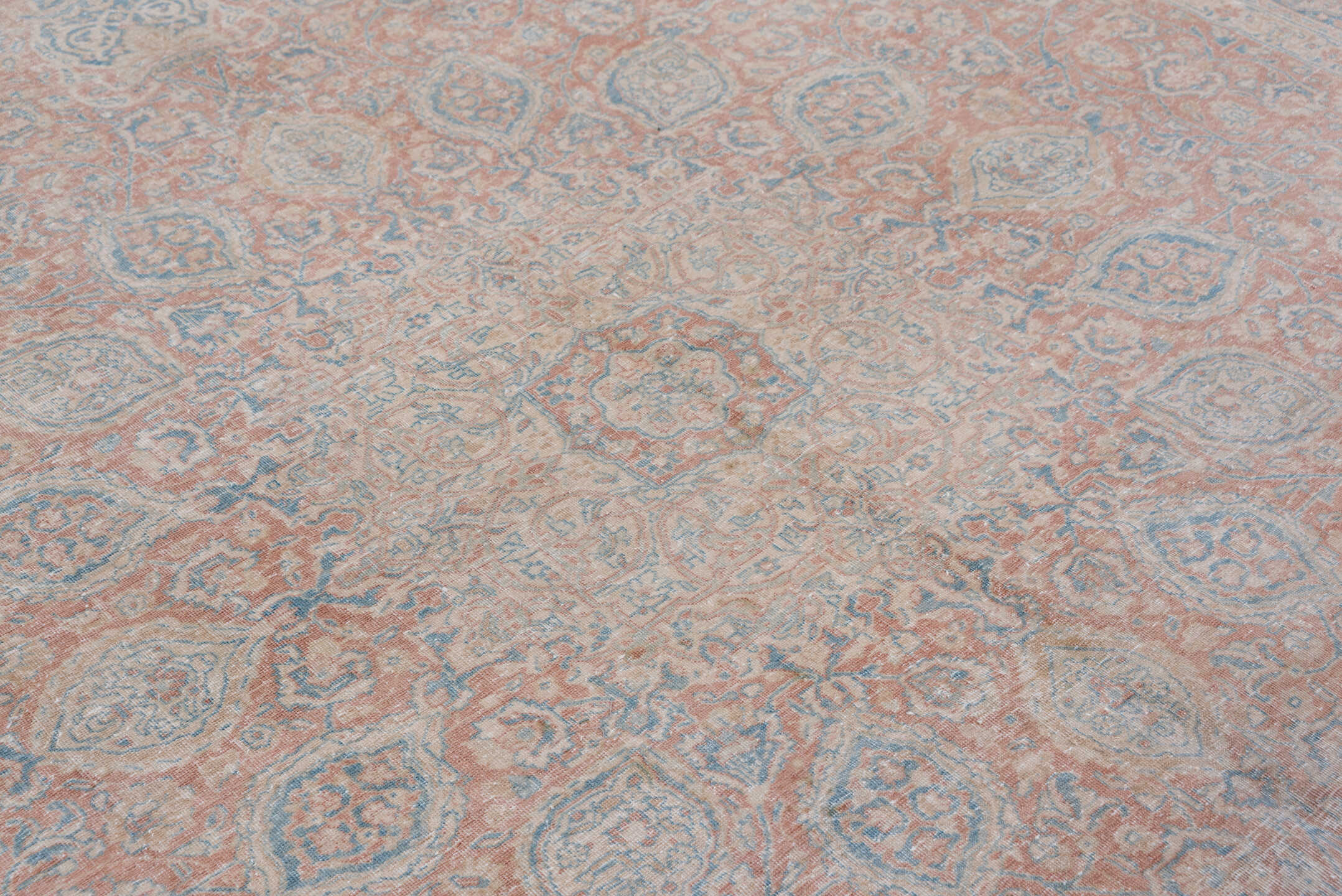 9' x 12' one-of-a-kind handmade vintage Kashan large size rug. Color palette: dark gray, gray, light gray, light slate gray