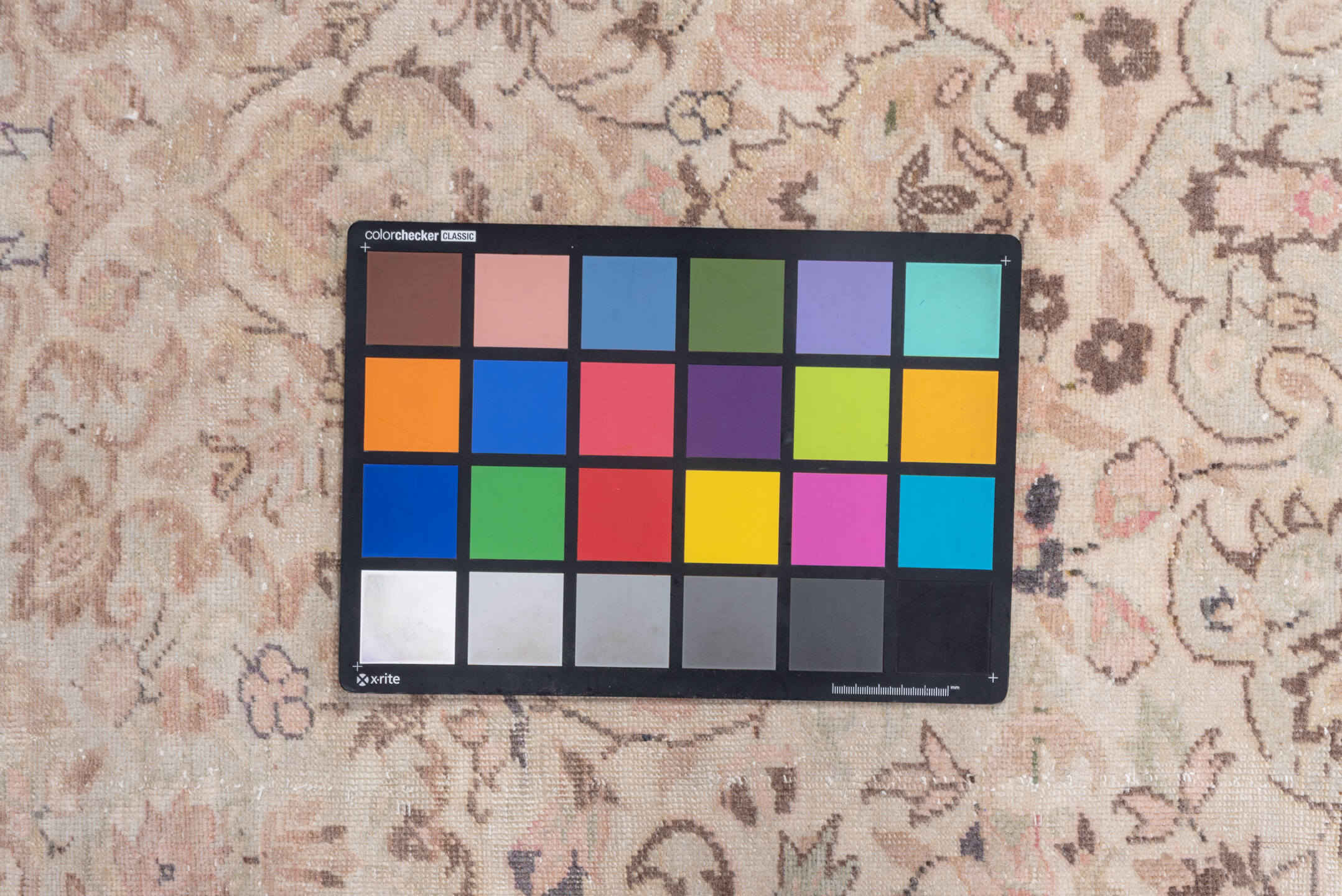 4' x 6' one-of-a-kind handmade vintage Kaisary small size rug. Color palette: dim gray, gray, light gray, off-white, pink