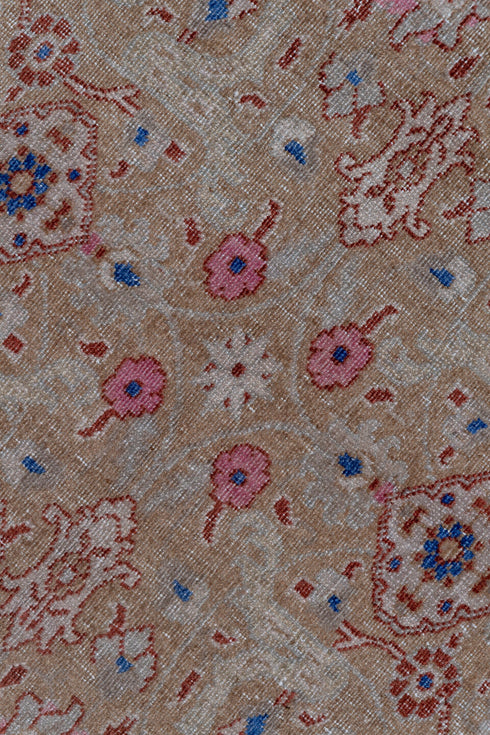 Antique Sivas Area Rug (4' x 6')