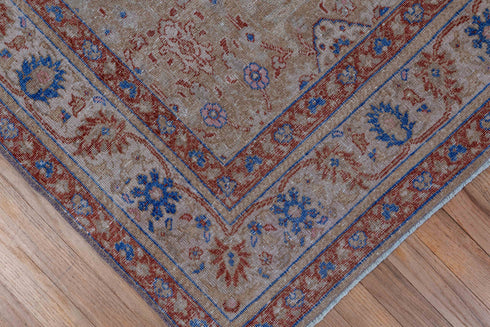 Antique Sivas Area Rug (4' x 6')
