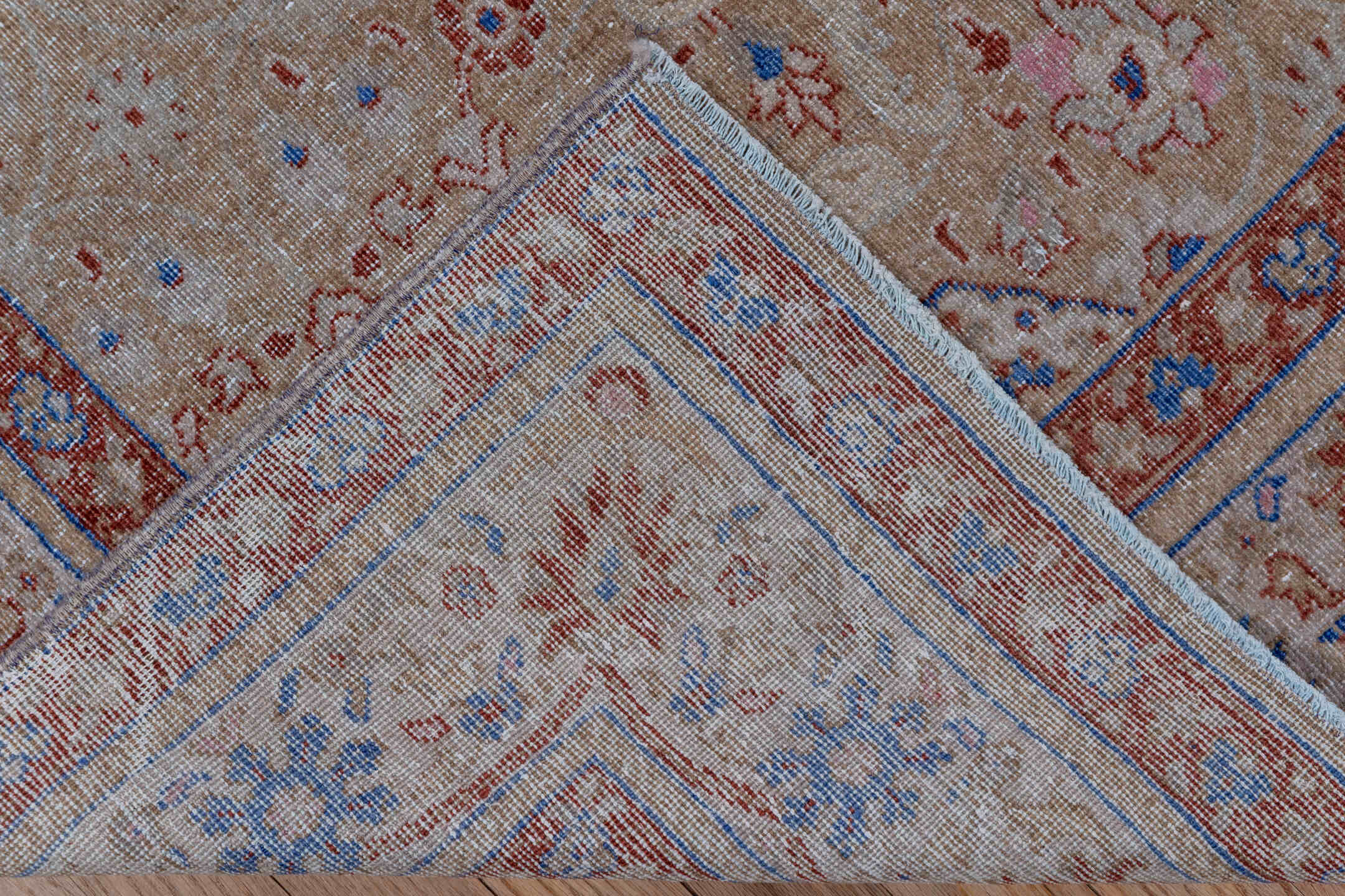 4' x 6' one-of-a-kind handmade antique Sivas small size rug. Color palette: beige, ivory, rust, blue, rose, taupe